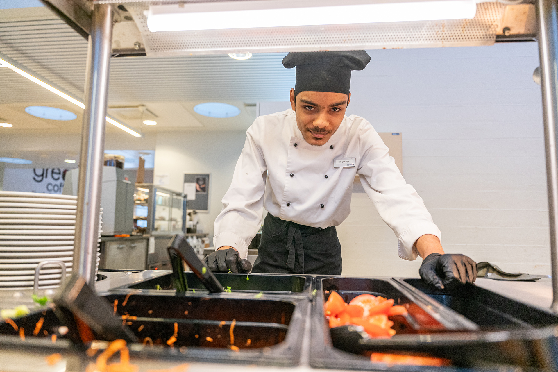 Ravintola- ja catering-alan opinnoissa vastuullisuus on osa ammattitaitoa